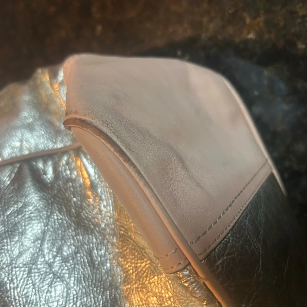 Coach Gold Metallic Tote Bag - Picture 4 of 9
